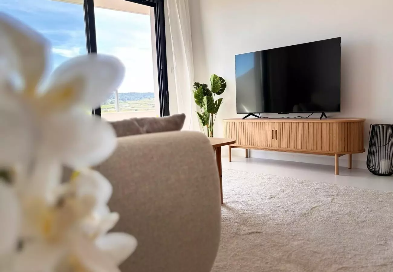 2-bedroom Apartment In San Miguel De Salinas, Spain (91 M²)