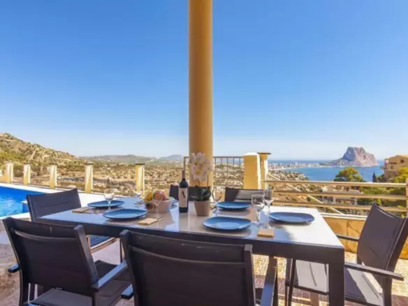 Sea-view Villa With Tourist Licence In Maryvilla, Calpe – 4 Bedrooms, Private Pool