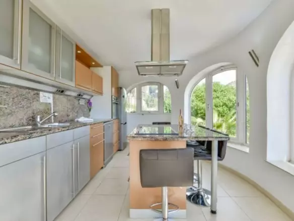 Sea-view Villa With Tourist Licence In Maryvilla, Calpe – 4 Bedrooms, Private Pool