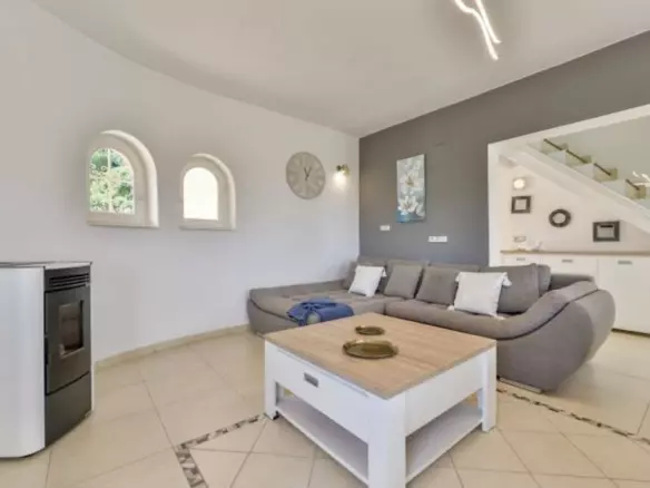 Sea-view Villa With Tourist Licence In Maryvilla, Calpe – 4 Bedrooms, Private Pool