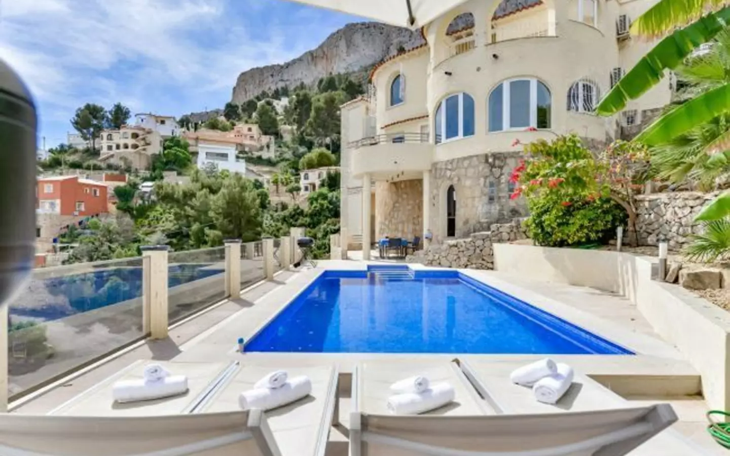 Sea-view Villa With Tourist Licence In Maryvilla, Calpe – 4 Bedrooms, Private Pool
