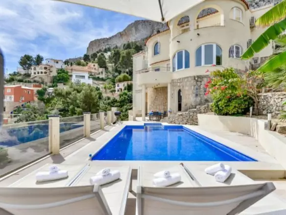 Sea-view Villa With Tourist Licence In Maryvilla, Calpe – 4 Bedrooms, Private Pool