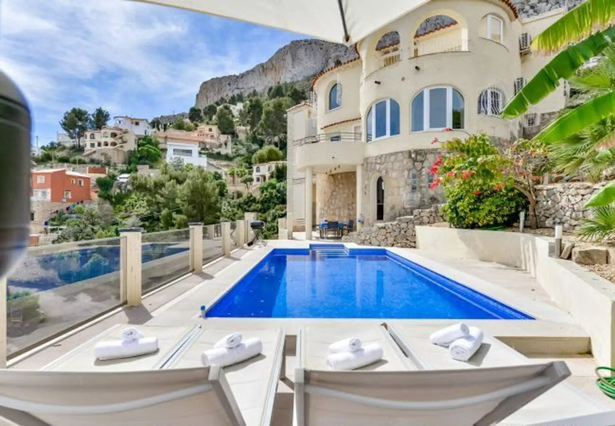 lux0001-calpe-villa-2 Sea-view Villa With Tourist Licence In Maryvilla, Calpe – 4 Bedrooms, Private Pool