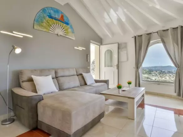 Sea-view Villa With Tourist Licence In Maryvilla, Calpe – 4 Bedrooms, Private Pool