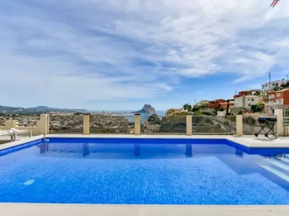 Sea-view Villa With Tourist Licence In Maryvilla, Calpe – 4 Bedrooms, Private Pool