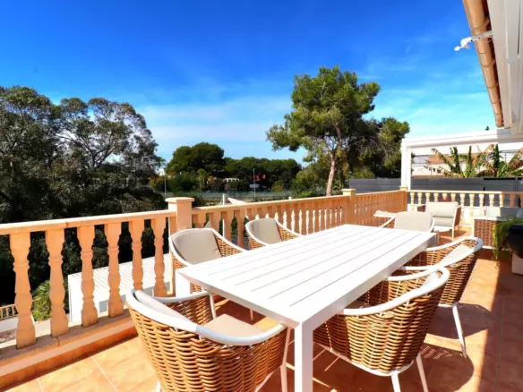 5-bedroom Villa In Orihuela Costa, Spain (250 M²)