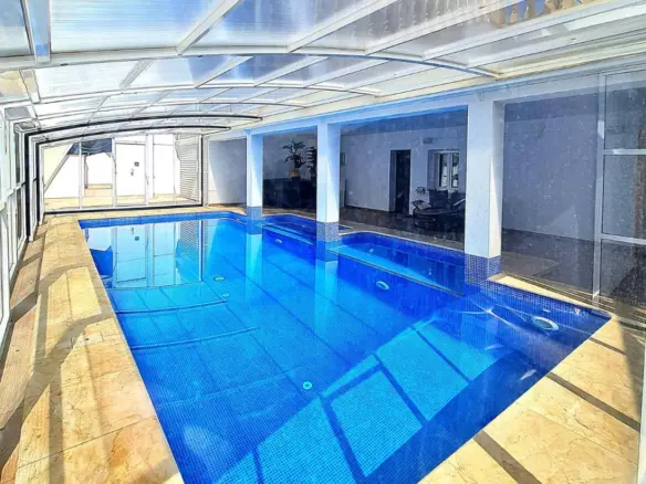 5-bedroom Villa In Orihuela Costa, Spain (250 M²)