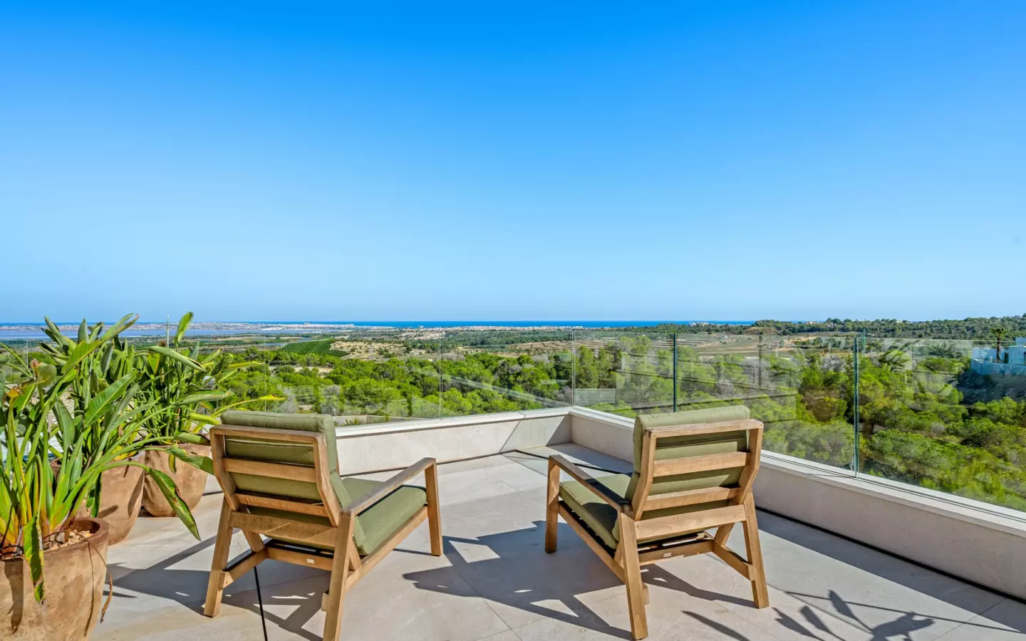 3-bedroom Villa In San Miguel De Salinas, Spain (240 M²)