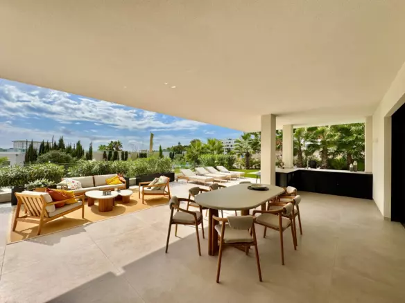 3-bedroom Apartment In Orihuela Costa, Spain (136 M²)