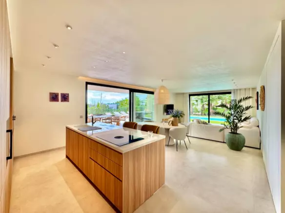 3-bedroom Apartment In Orihuela Costa, Spain (136 M²)