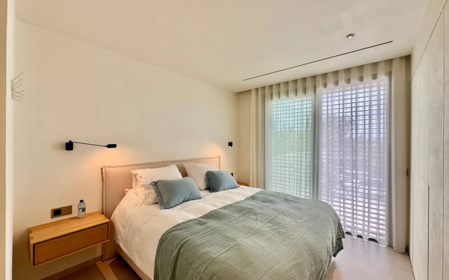 3-bedroom Apartment In Orihuela Costa, Spain (136 M²)