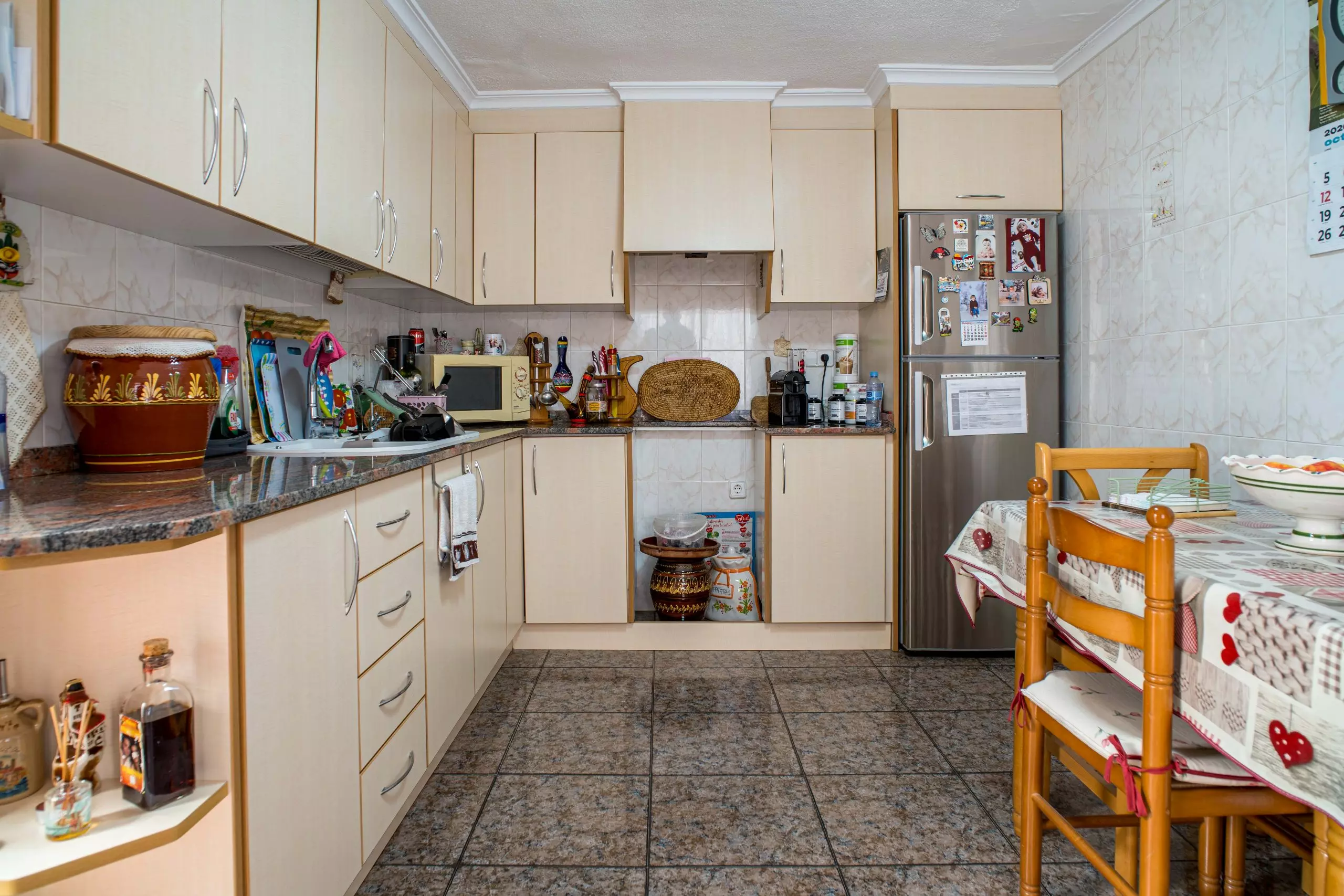 6-bedroom Townhouse In Pinoso, Spain (371 M²)