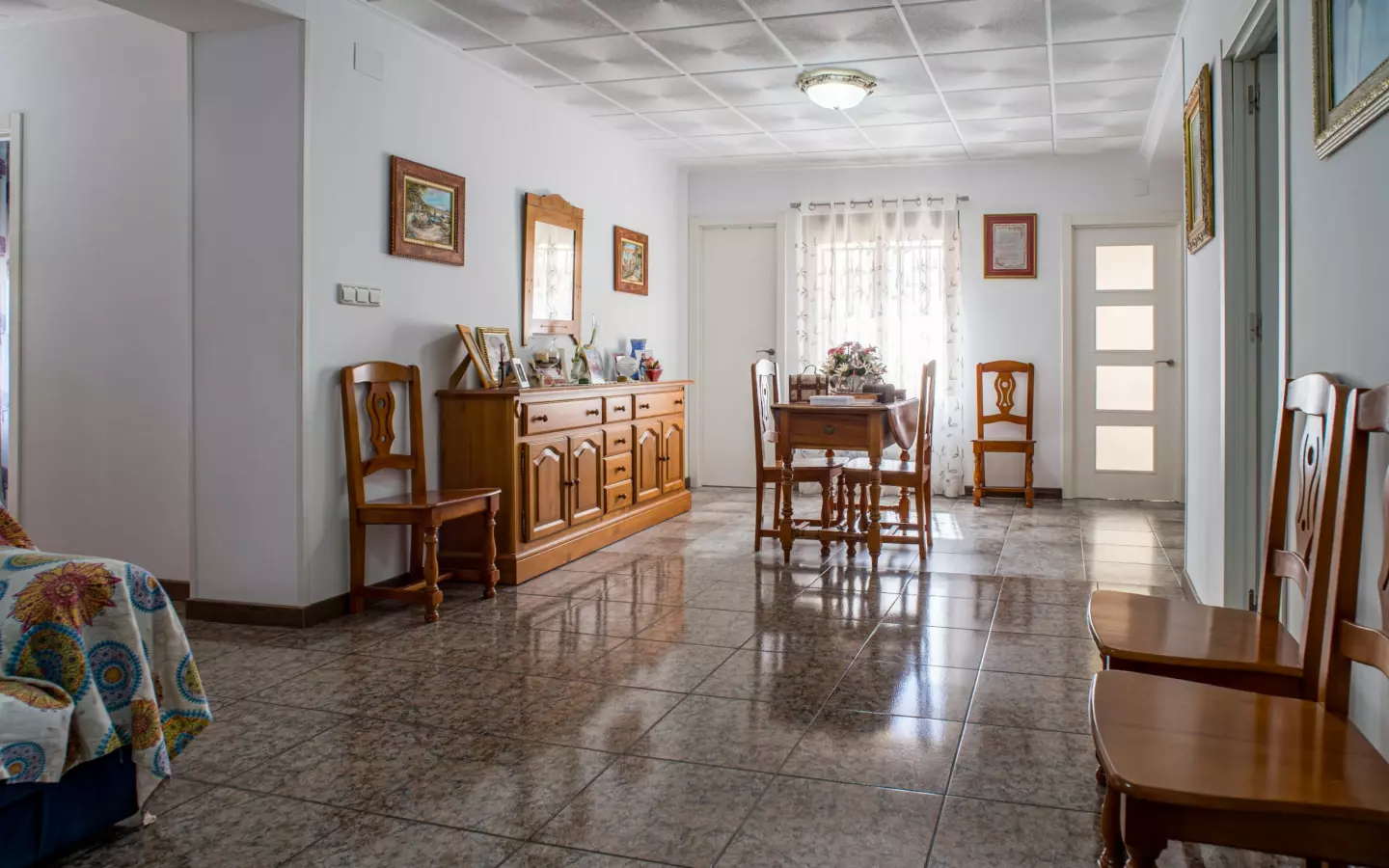 6-bedroom Townhouse In Pinoso, Spain (371 M²)