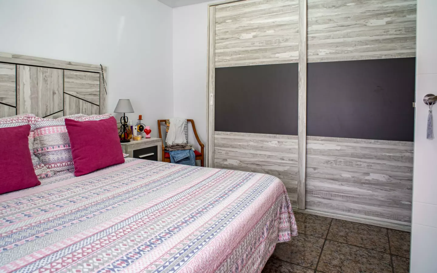 6-bedroom Townhouse In Pinoso, Spain (371 M²)