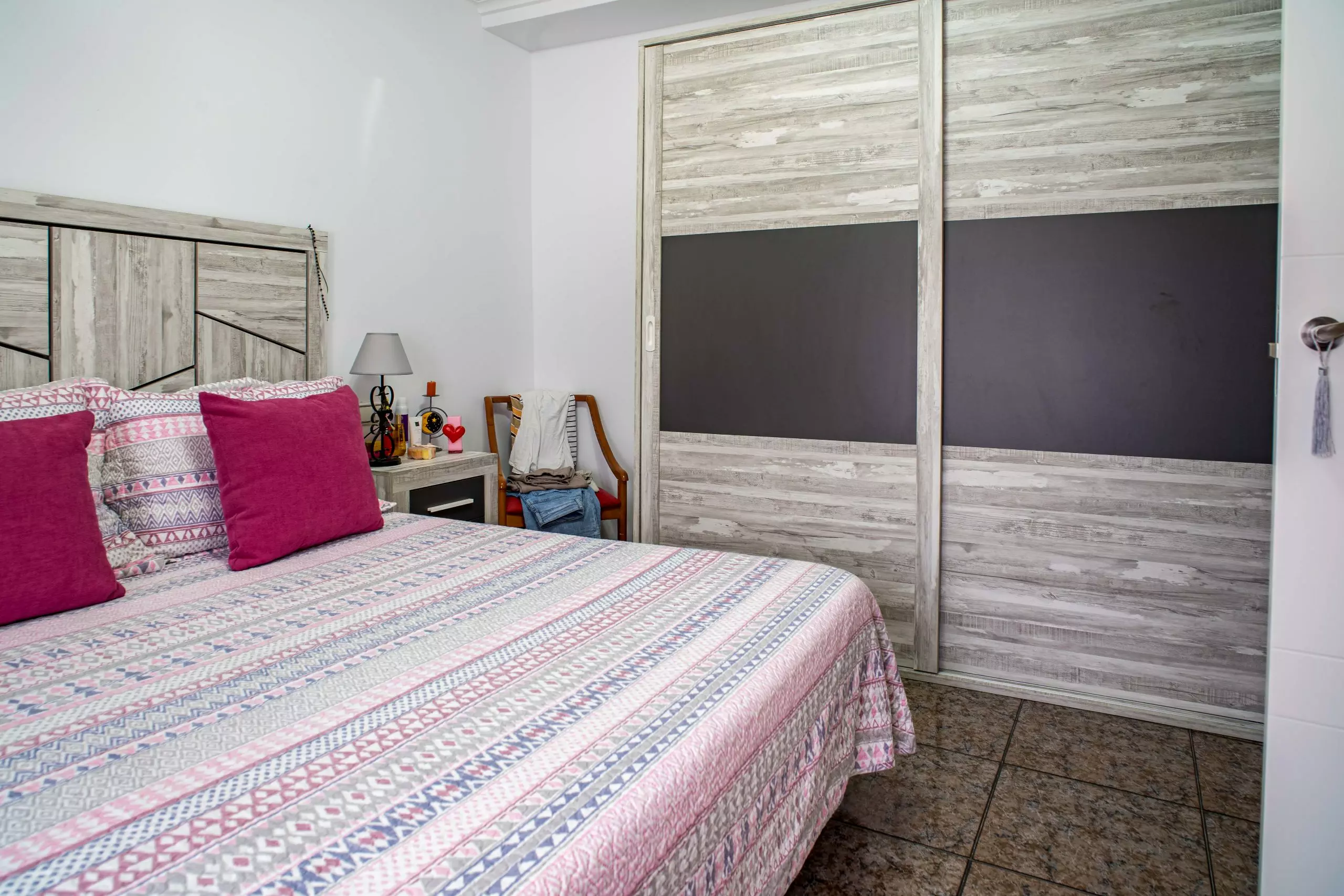 6-bedroom Townhouse In Pinoso, Spain (371 M²)
