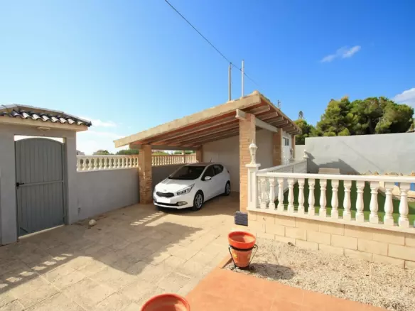 5-bedroom Villa In Orihuela Costa, Spain (220 M²)