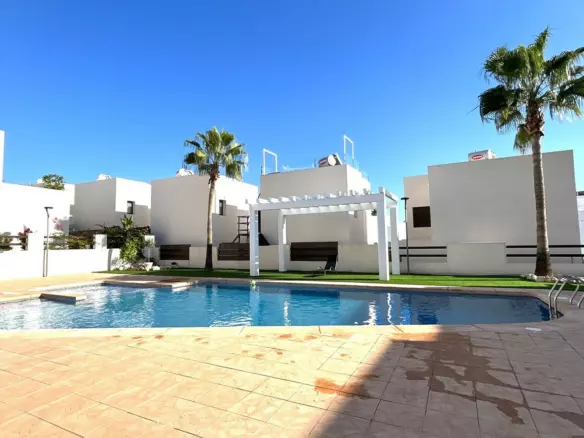 4-bedroom Villa In Orihuela Costa, Spain (150 M²)