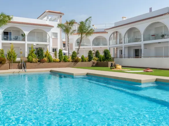 2-bedroom Apartment In Rojales, Spain (82 M²)