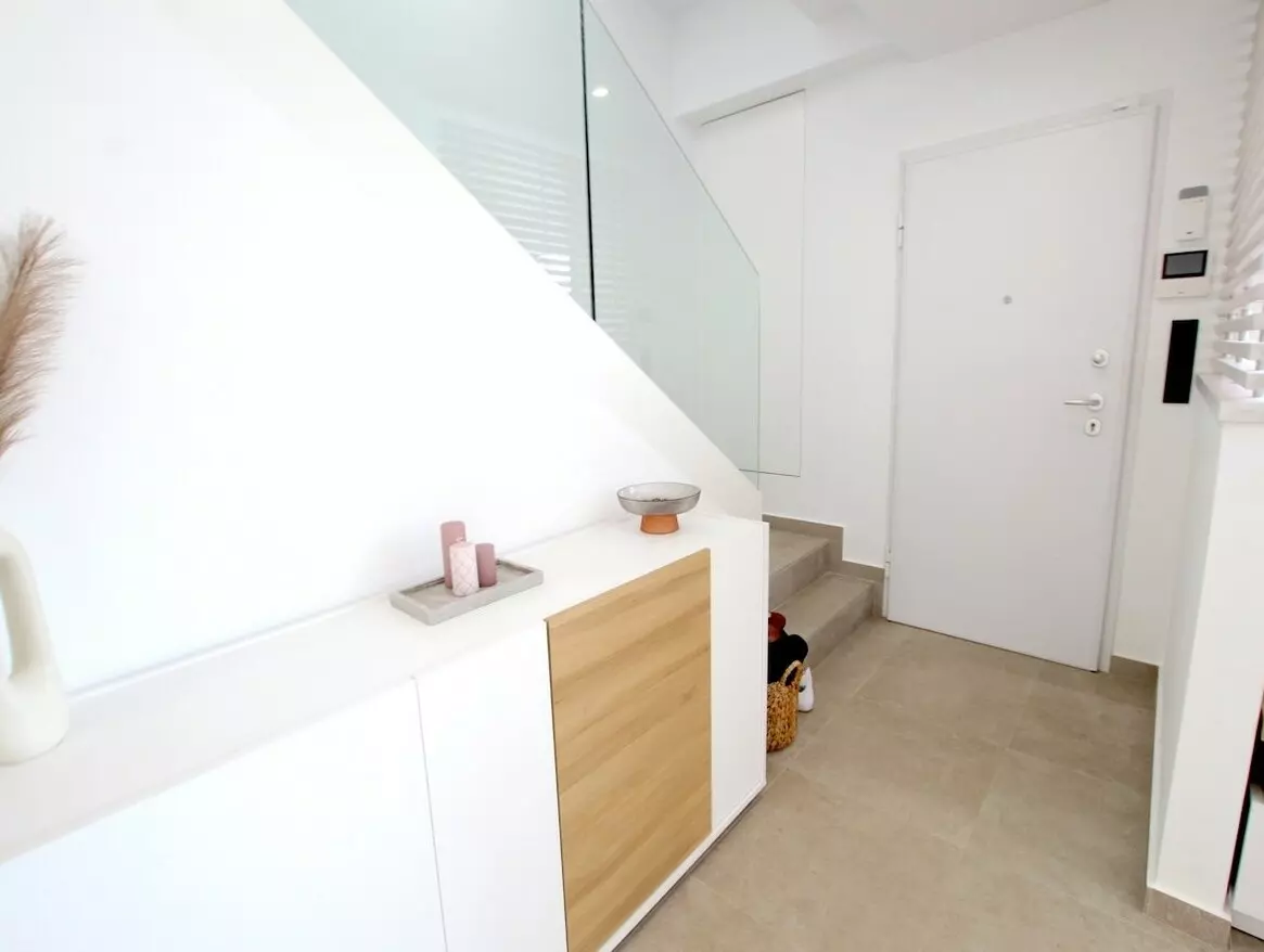 3-bedroom Villa In Benijofar, Spain (173 M²)