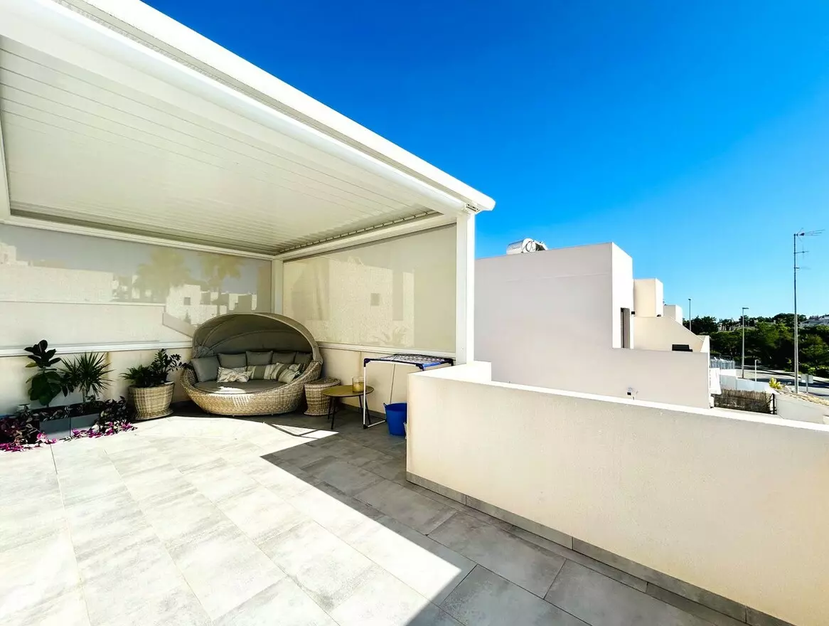 4-bedroom Villa In Orihuela Costa, Spain (150 M²)
