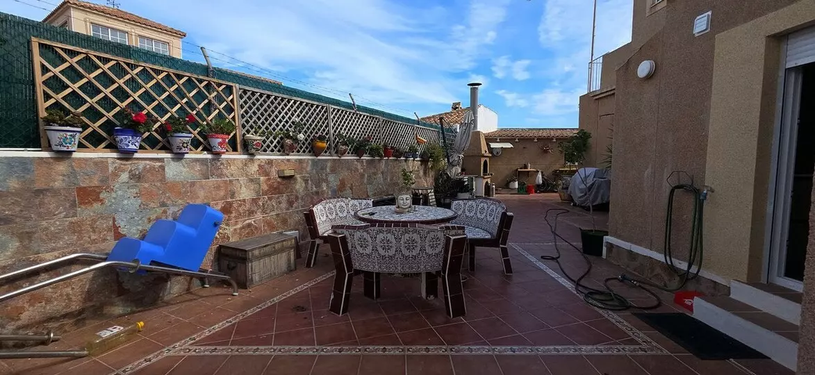 5-bedroom Villa In Torrevieja, Spain (170 M²)