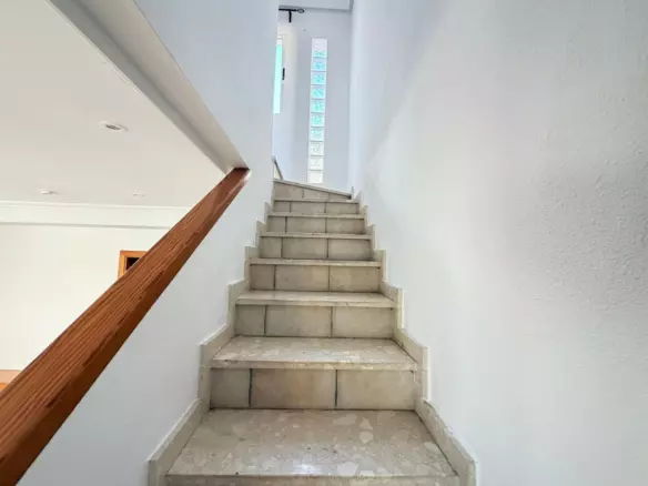 3-bedroom Villa In Torrevieja, Spain (90 M²)
