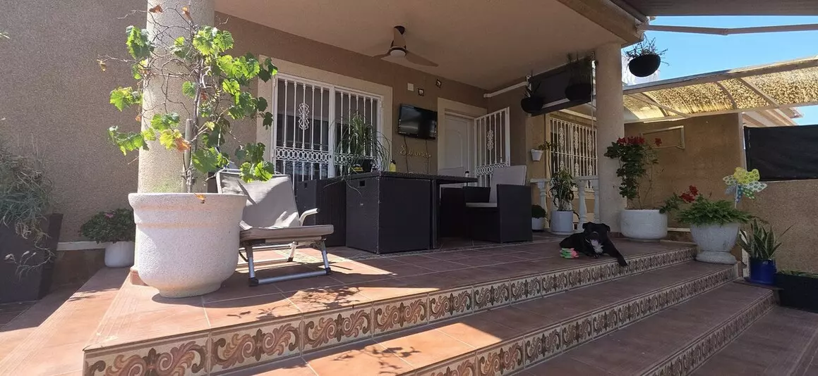 5-bedroom Villa In Torrevieja, Spain (170 M²)