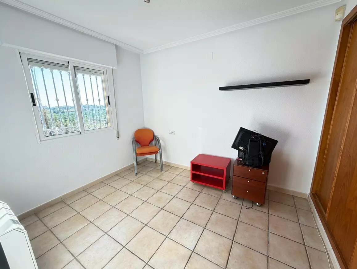 3-bedroom Villa In Torrevieja, Spain (90 M²)