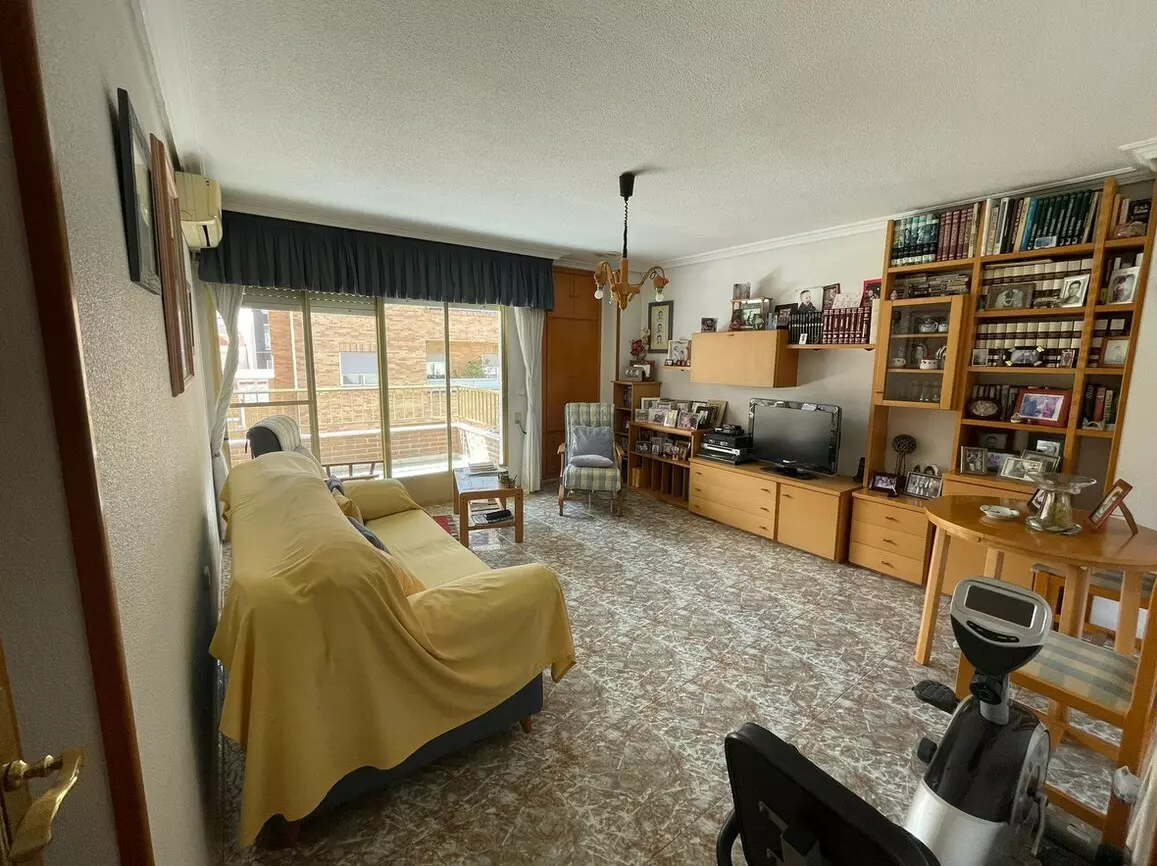 4-bedroom Apartment In Torrevieja, Spain (191 M²)