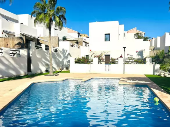 4-bedroom Villa In Orihuela Costa, Spain (150 M²)