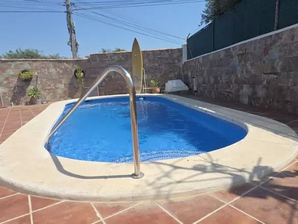 5-bedroom Villa In Torrevieja, Spain (170 M²)