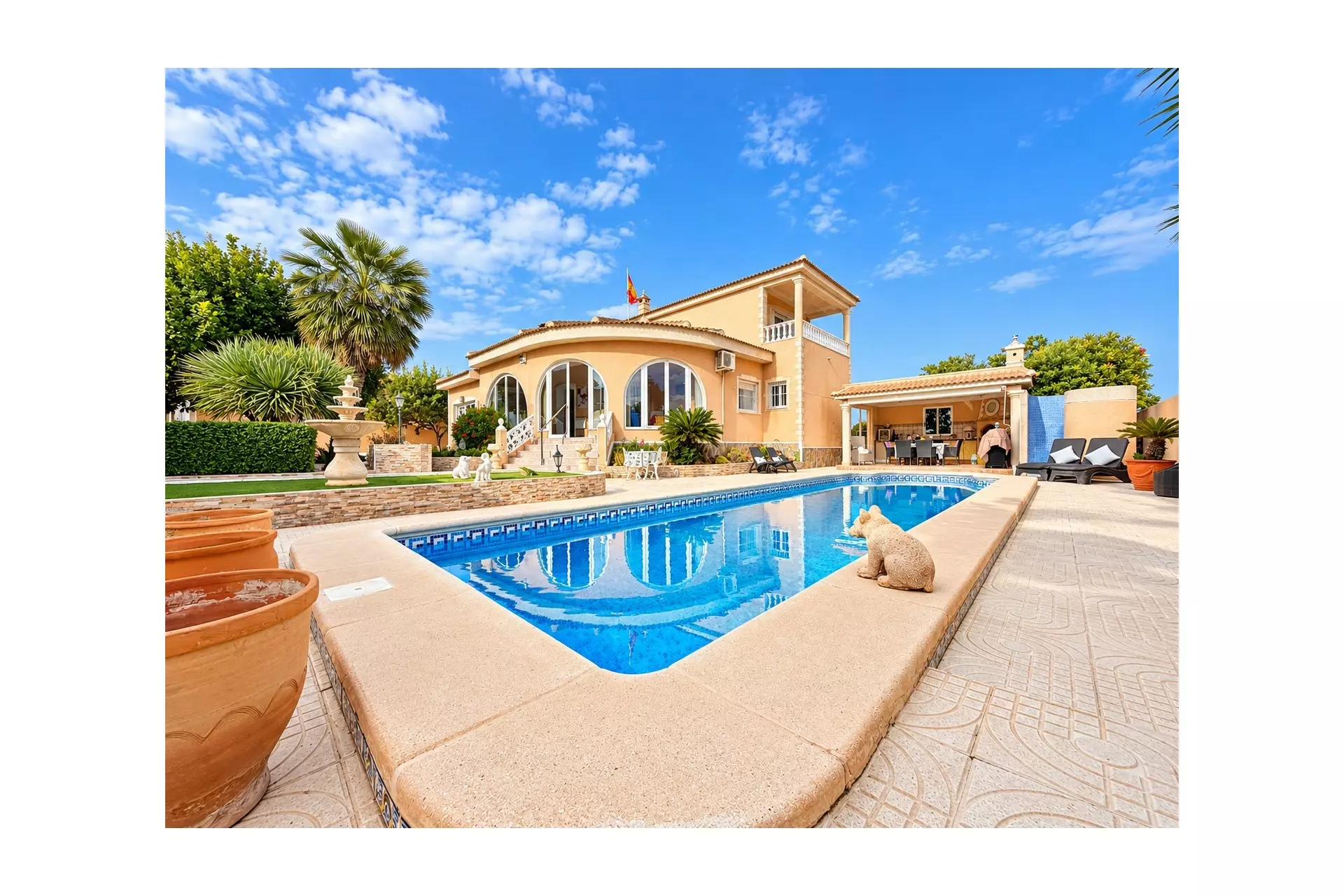 4-bedroom Villa In Ciudad Quesada, Spain (175 M²)