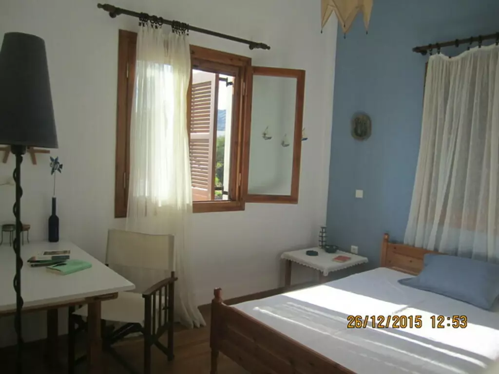 3-bedroom Flat In Petalidi, Greece (110 M²)