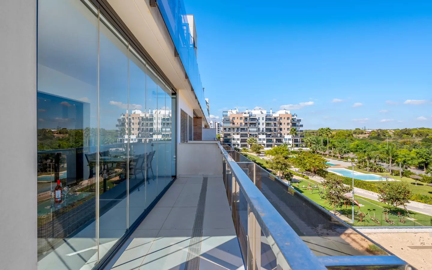 3-bedroom Apartment In Pilar De La Horadada, Spain (107 M²)
