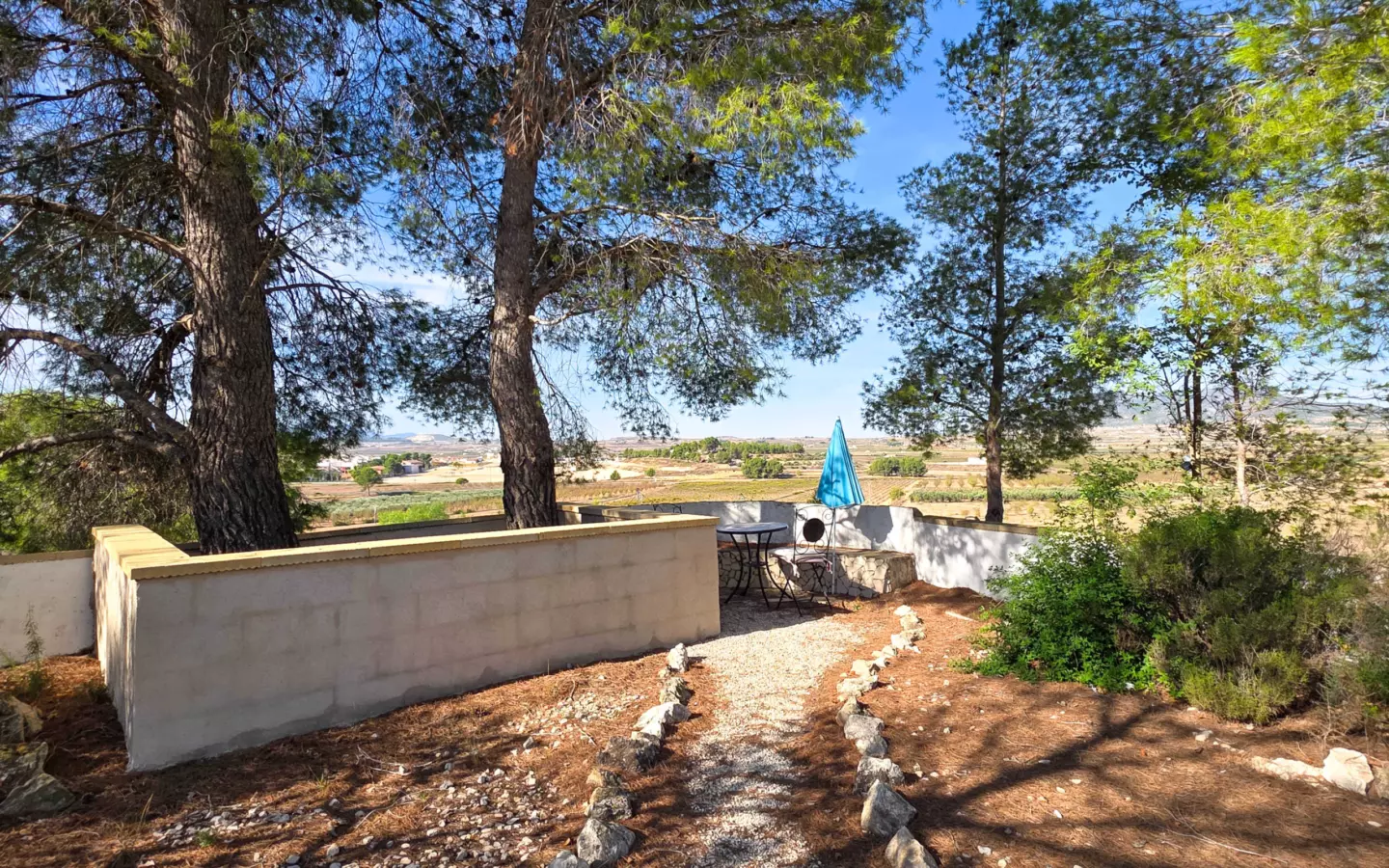3-bedroom Country House In Pinoso, Spain (195 M²)