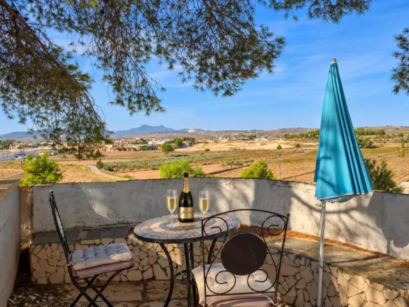 3-bedroom Country House In Pinoso, Spain (195 M²)