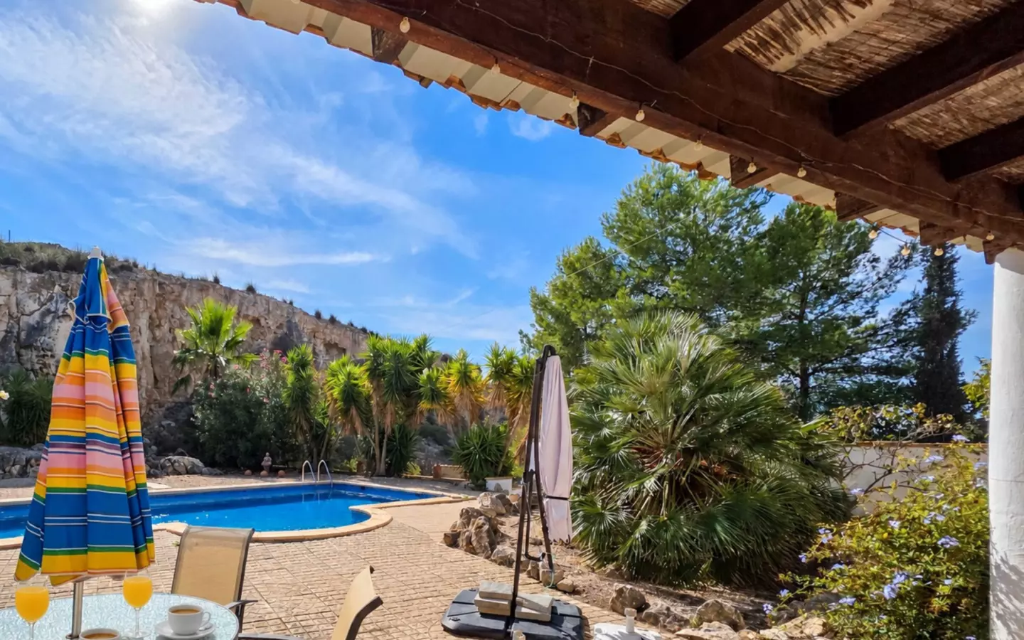 3-bedroom Country House In Pinoso, Spain (195 M²)