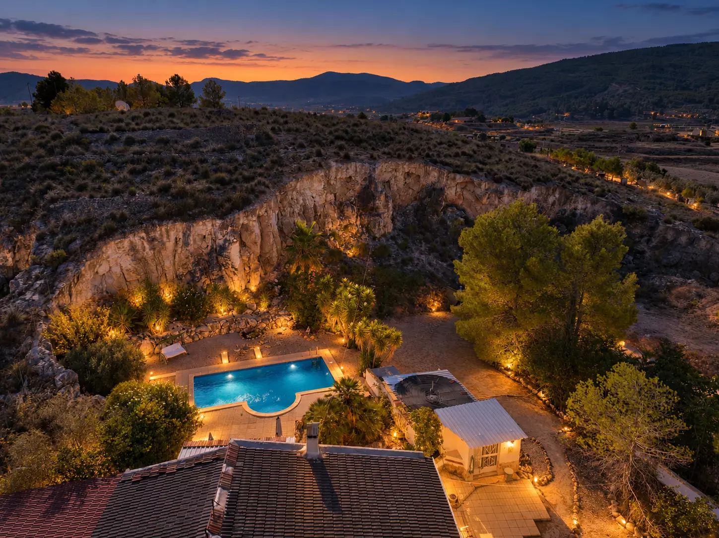 Mediterrane-villa-bij-schemerlicht-21b56a 3-bedroom Country House In Pinoso, Spain (195 M²)