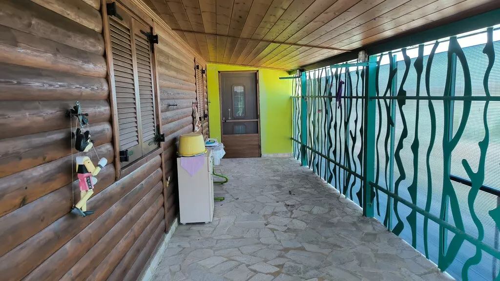 3-bedroom Detached House In Paralia, Greece (75 M²)