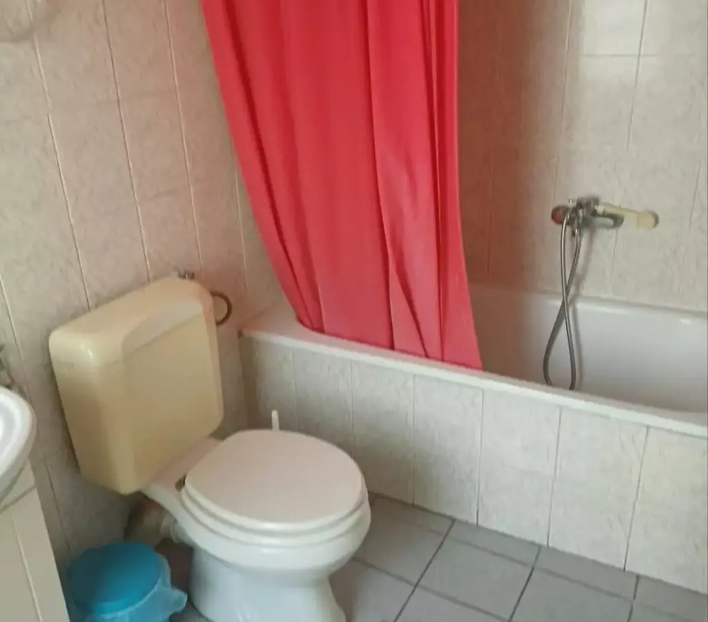 2-bedroom Flat In Neapoli, Greece (60 M²)