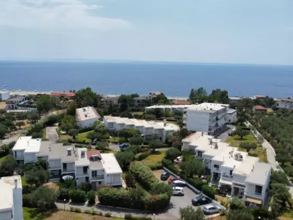 Maisonette In Poligiros, Greece (82 M²)