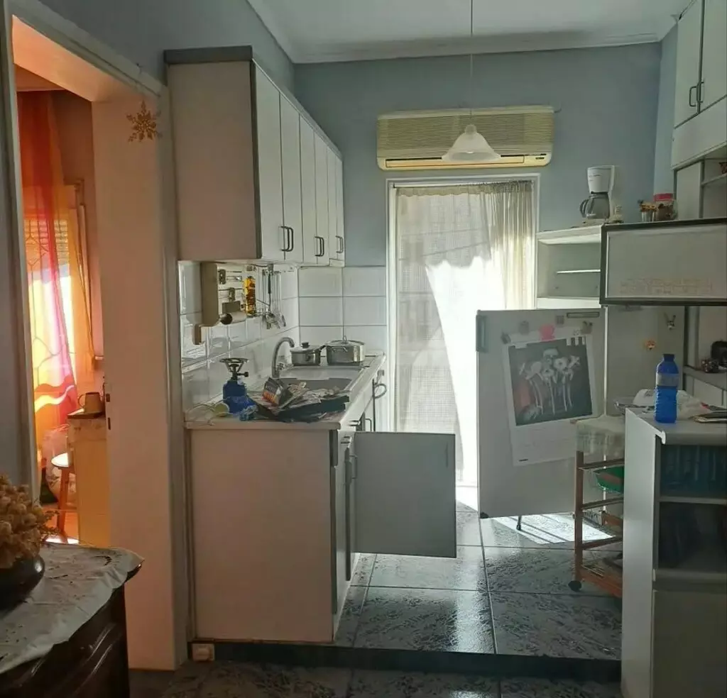 2-bedroom Flat In Neapoli, Greece (60 M²)