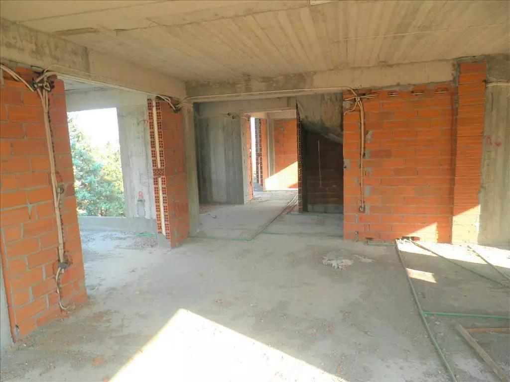 5-bedroom Maisonette In Mikra, Greece (350 M²)