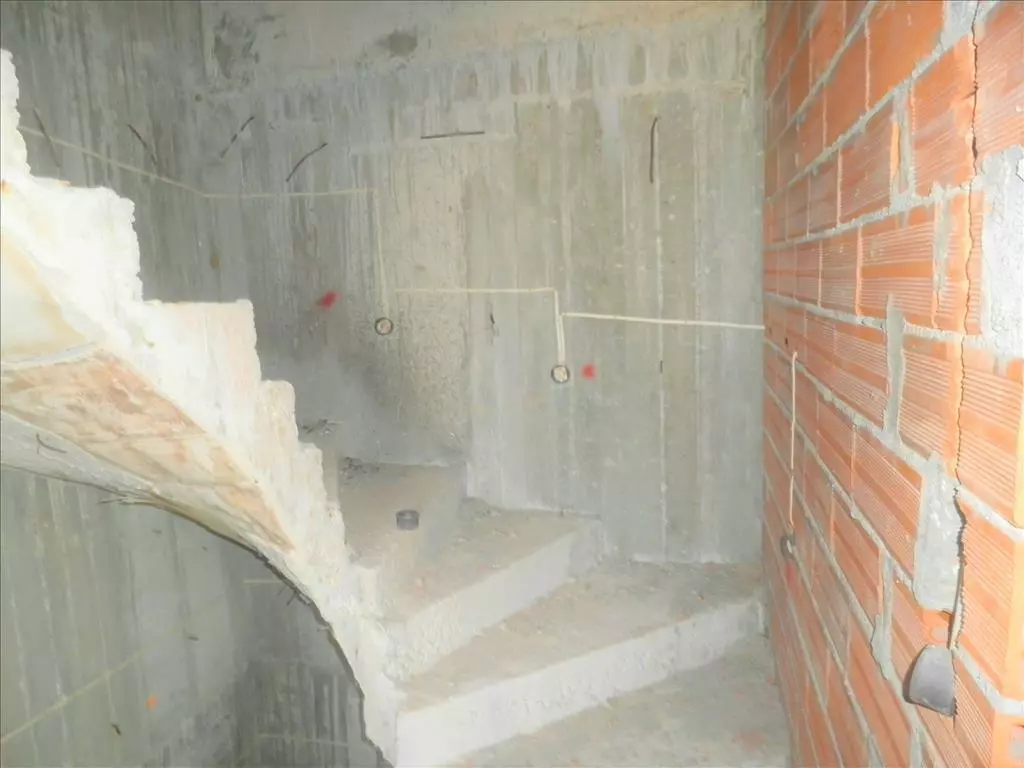 5-bedroom Maisonette In Mikra, Greece (350 M²)