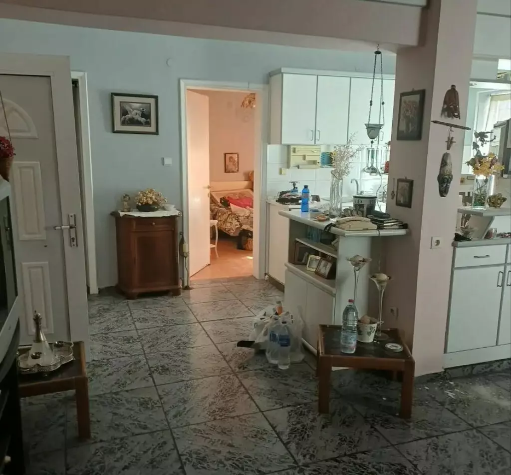2-bedroom Flat In Neapoli, Greece (60 M²)