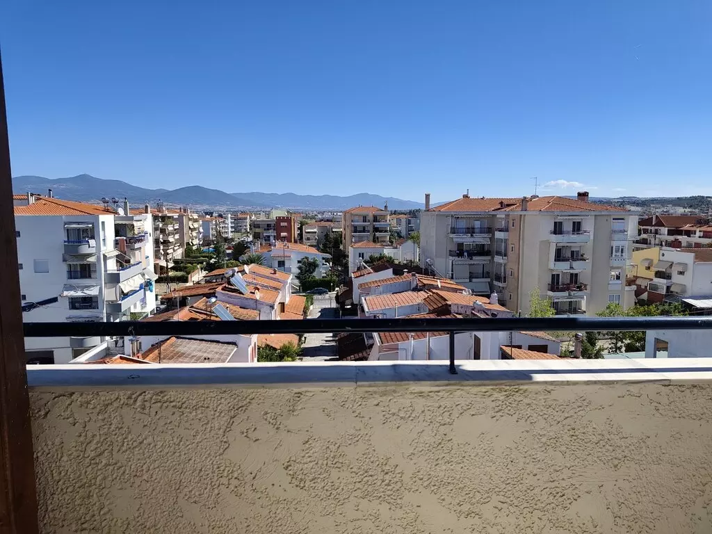 3-bedroom Flat In Thermaikos, Greece (200 M²)