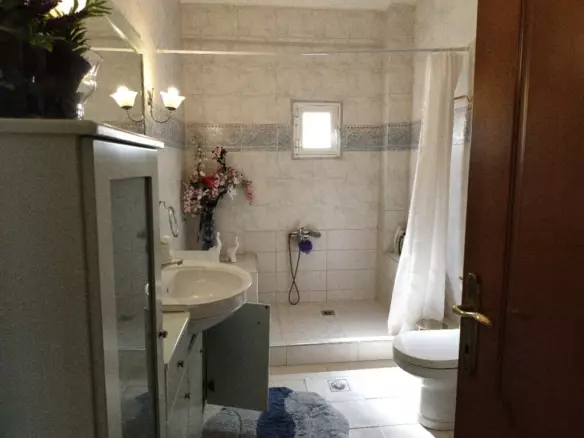 3-bedroom Flat In Thermaikos, Greece (200 M²)