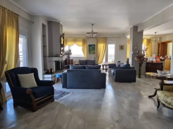 3-bedroom Flat In Thermaikos, Greece (200 M²)