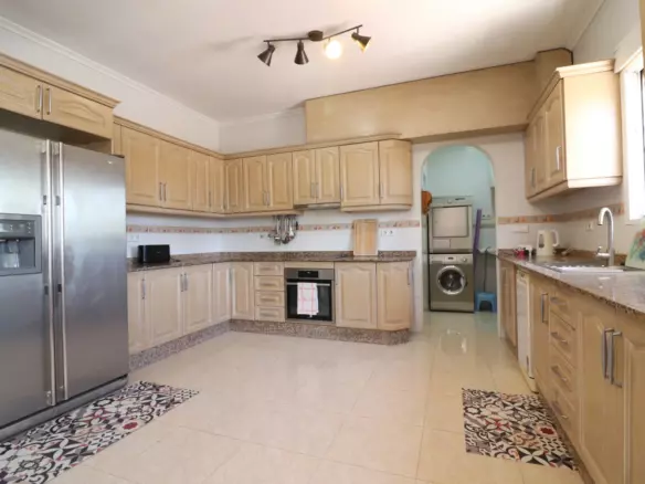 3-bedroom Country House In Catral, Spain (150 M²)