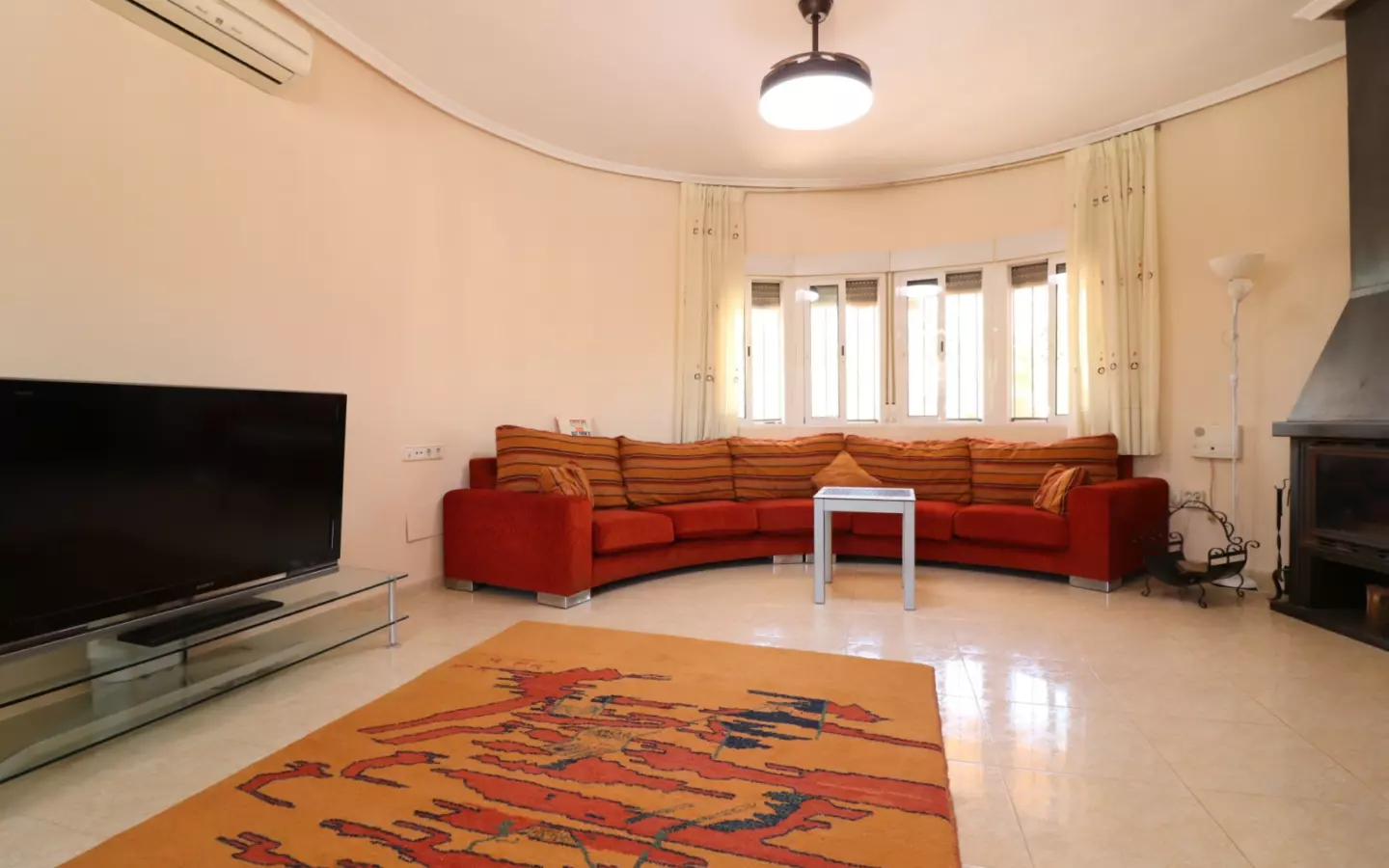 3-bedroom Country House In Catral, Spain (150 M²)